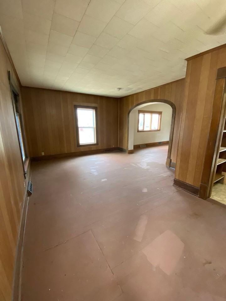 1554 Capitol Ave - Photo 7 of 34