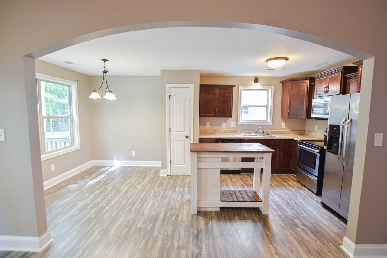 596 Cameo Ct - Photo 3 of 10