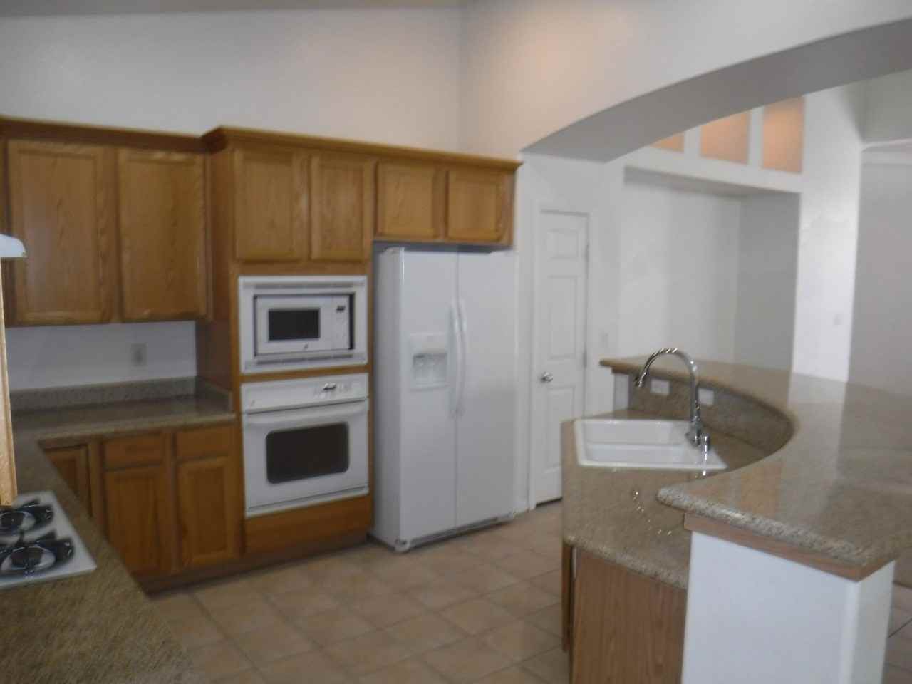 5742 Bracana Ct - Photo 6 of 11