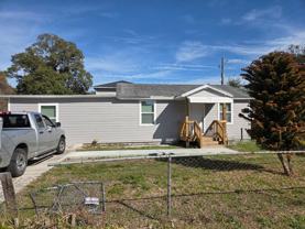 103 Bowlan St N - Photo 1 of 1