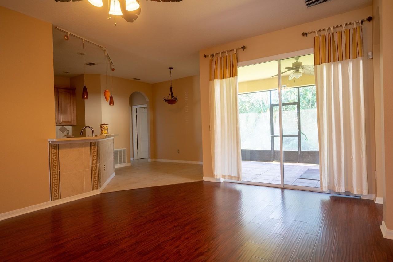 271 Magnolia Park Trl - Photo 2 of 9