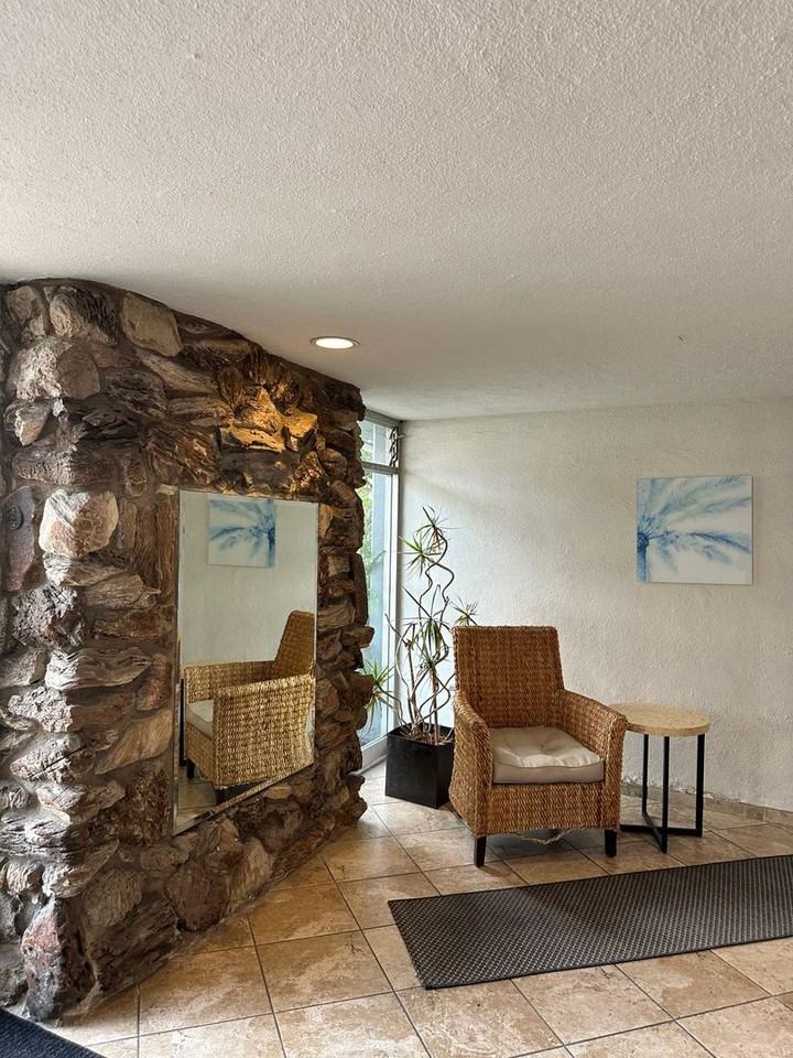 1250 E Ocean Blvd #202