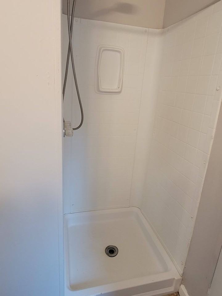 107 Dave Mccracken Rd - Photo 5 of 19