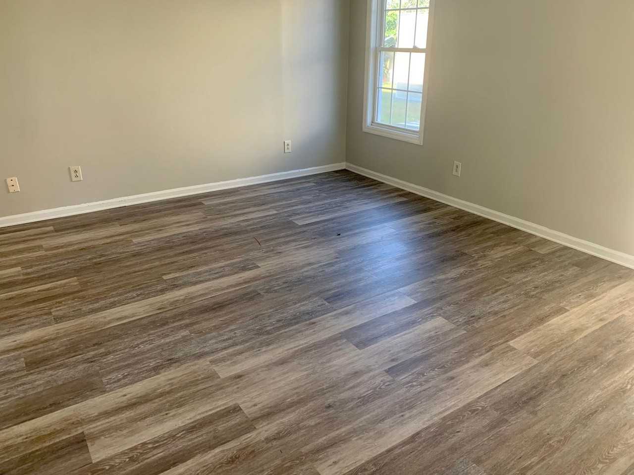 1202 Bay St - Photo 2 of 23