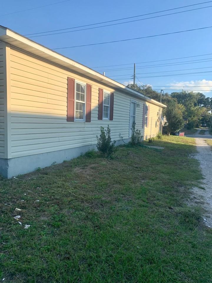 1202 Bay St - Photo 2 of 23