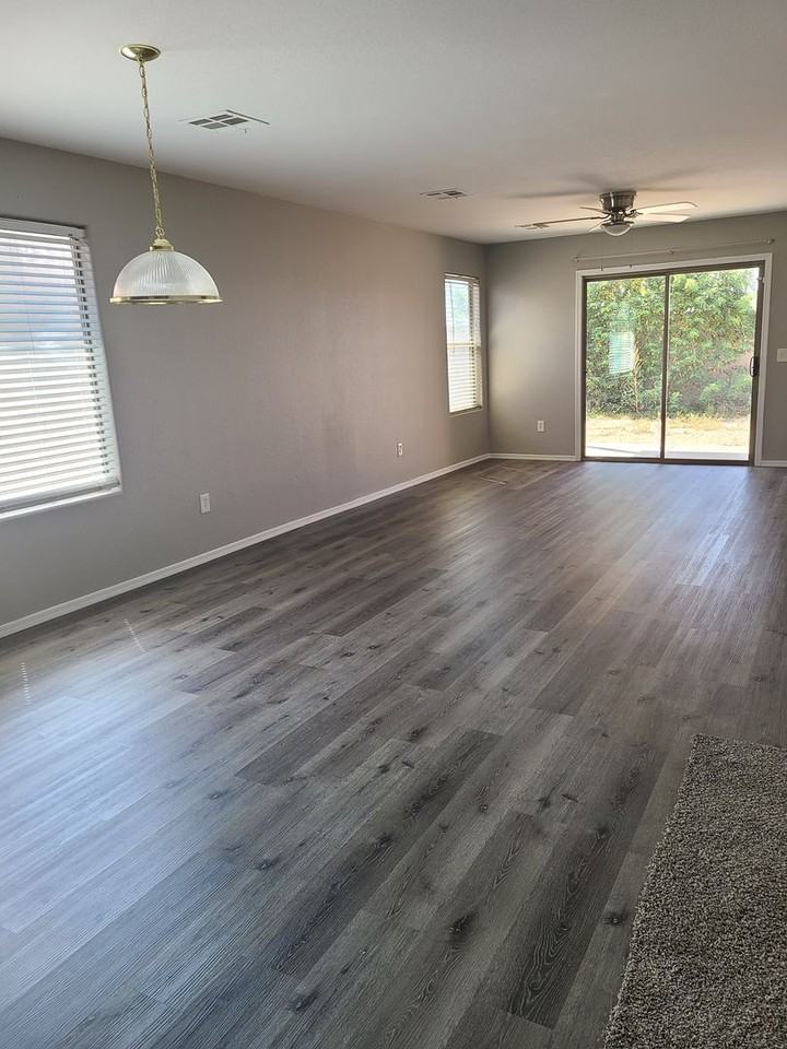 19408 N Smith Dr - Photo 3 of 23