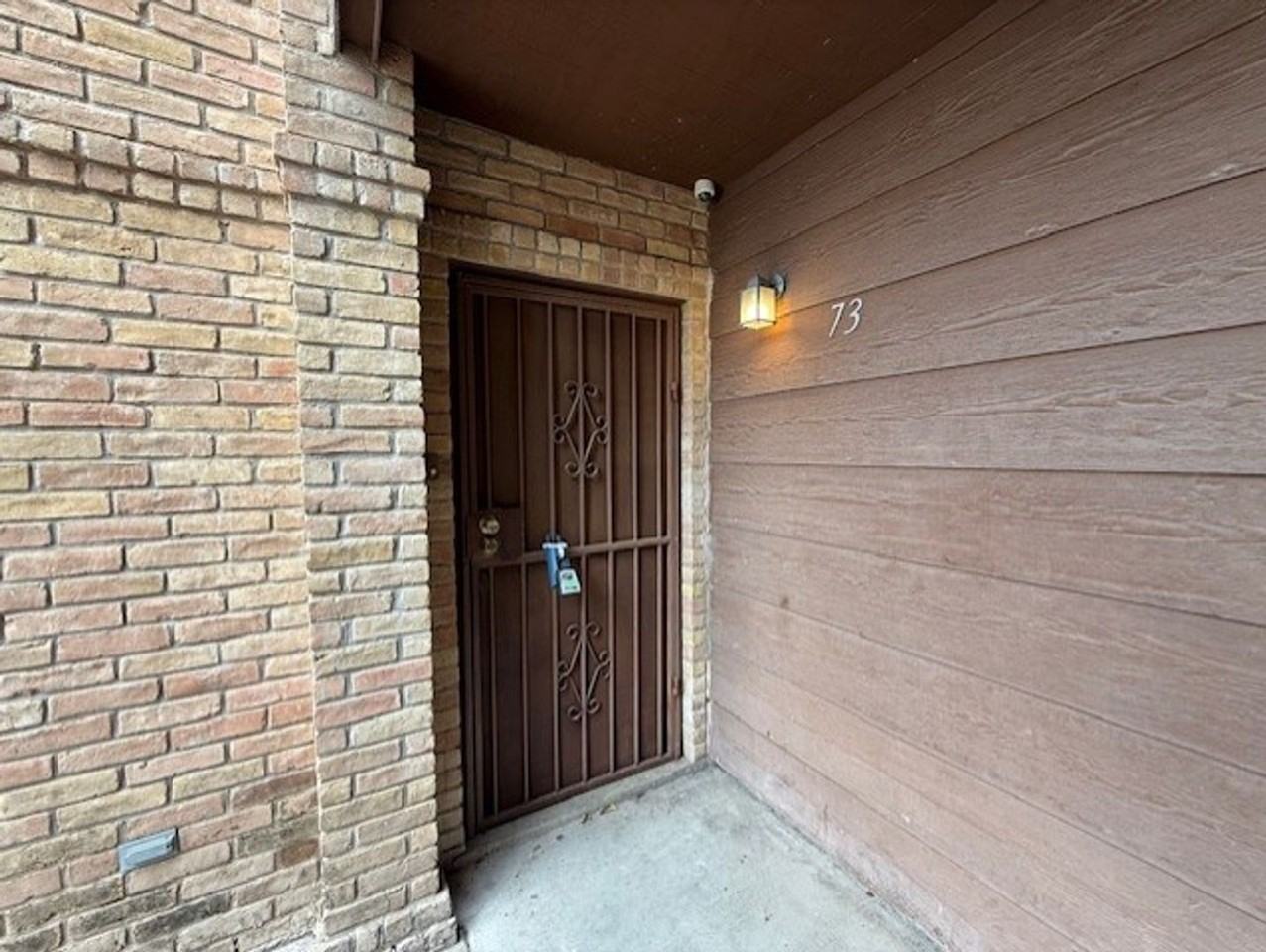 205 Martingale Bldg K - Photo 2 of 15