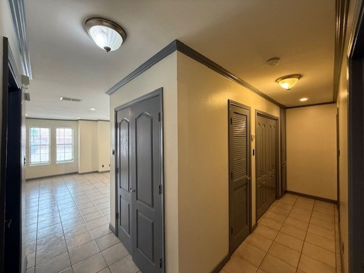 205 Martingale Bldg K - Photo 7 of 15