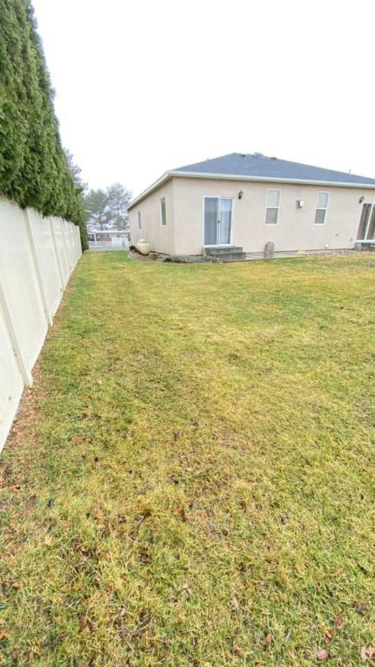 325 W Northshore Dr - Photo 3 of 30