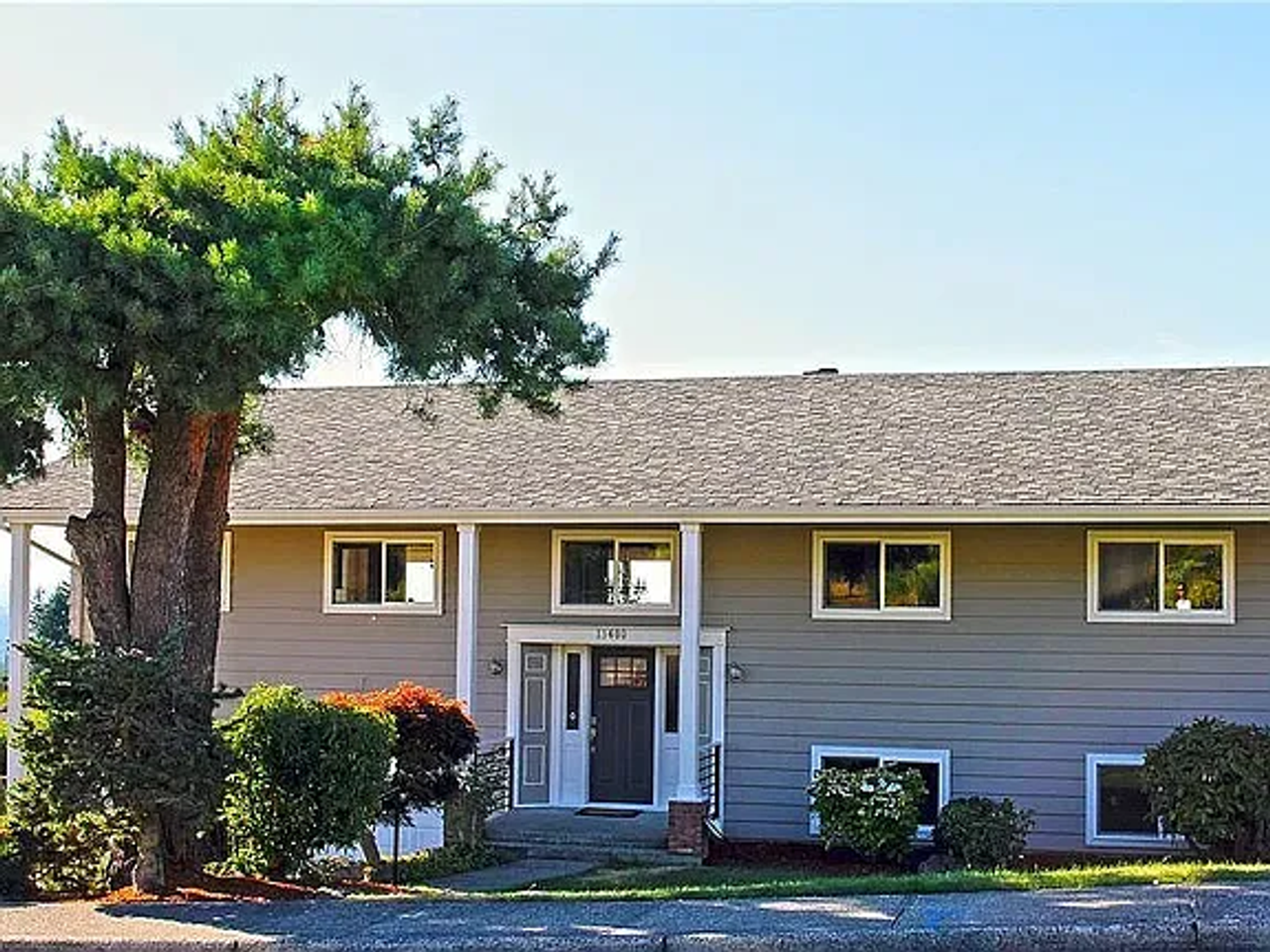 13400 Se 43rd Pl - Photo 2 of 18