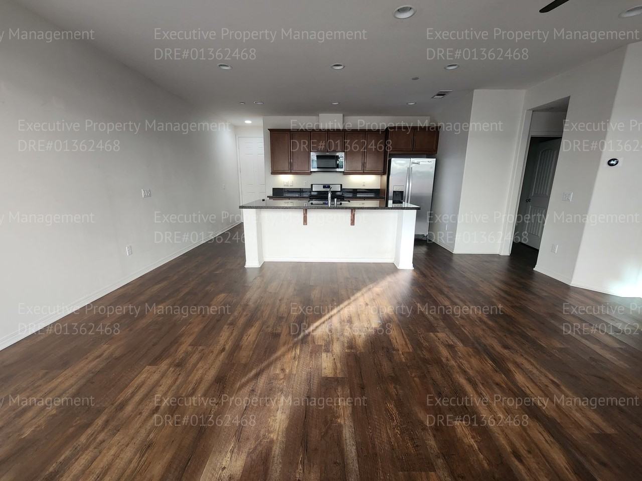 22074 Barrington Way - Photo 5 of 31