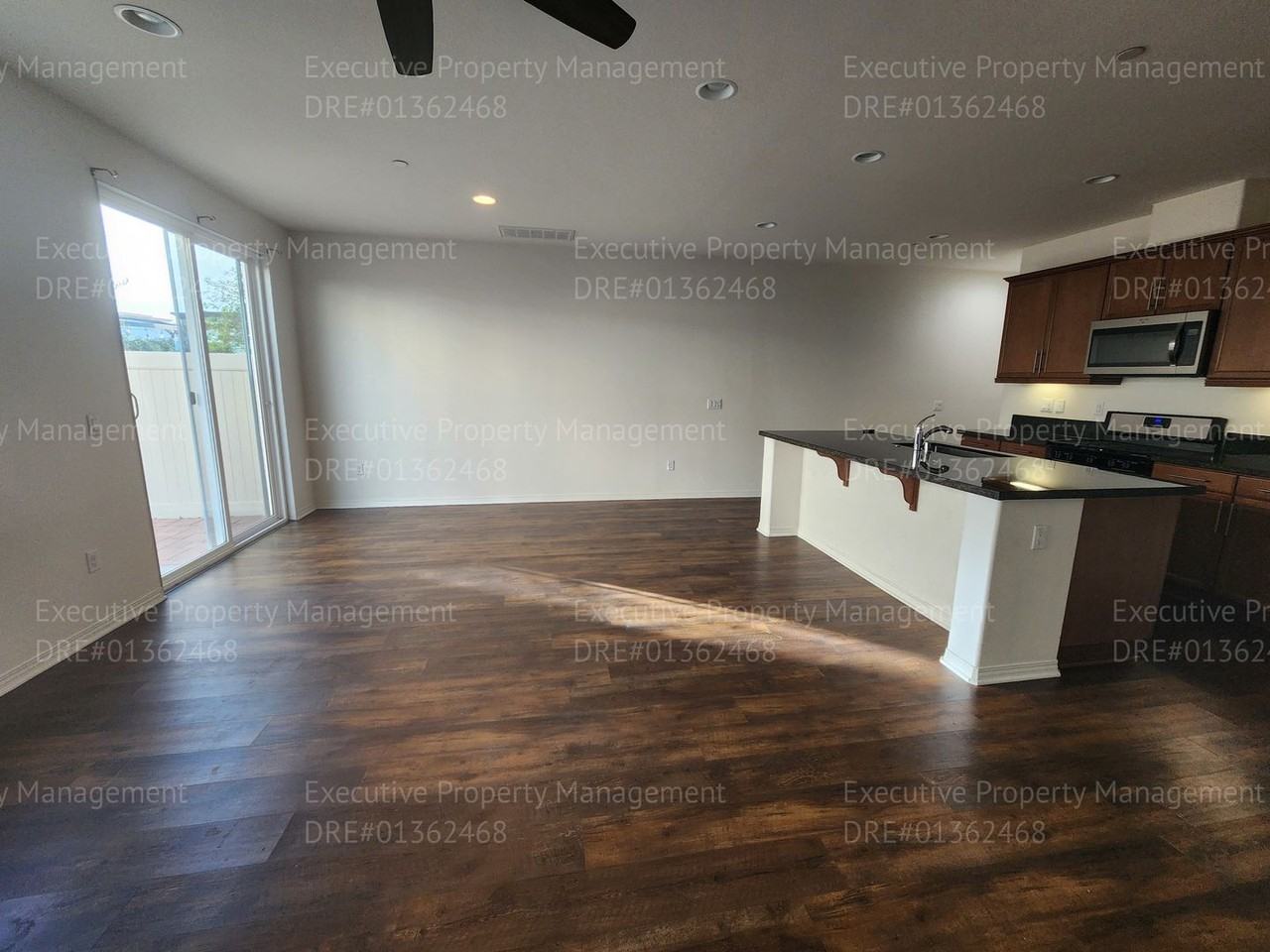 22074 Barrington Way - Photo 6 of 31