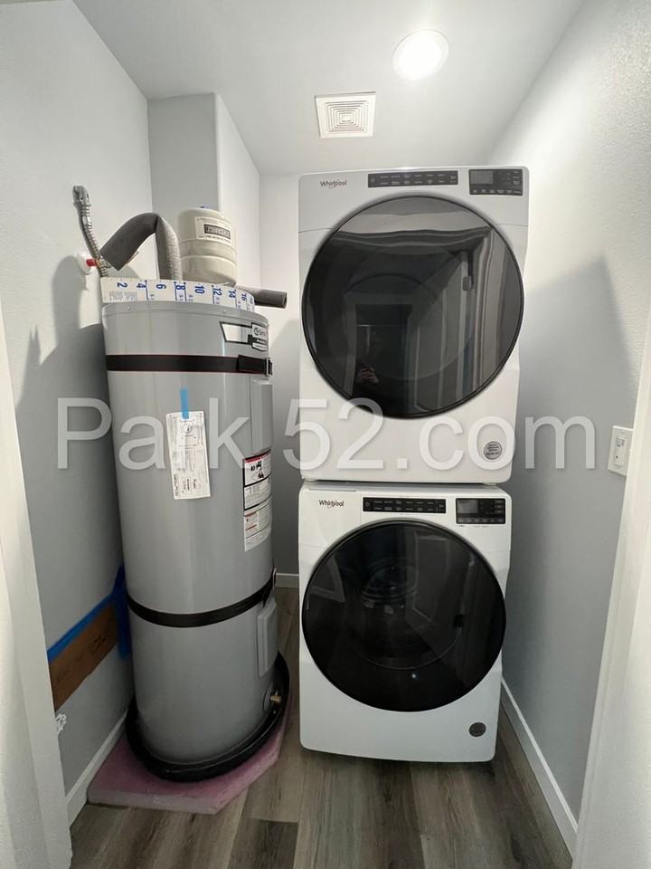 216 N G St #B - Photo 6 of 11