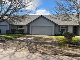 featured image of 762 Catron St N