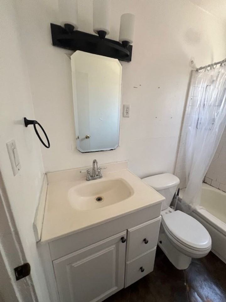 149 N Santa Rita St - Photo 5 of 8