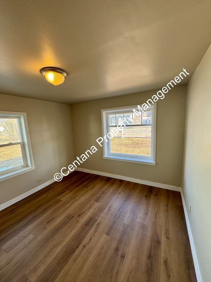 3213 Carter St - Photo 4 of 34