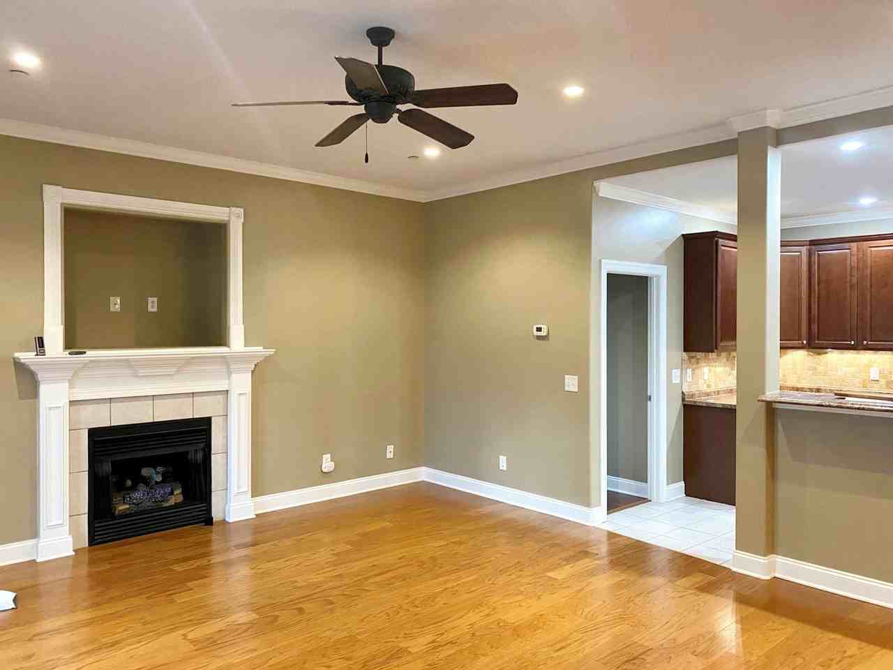 65 Dunham Cir - Photo 3 of 15