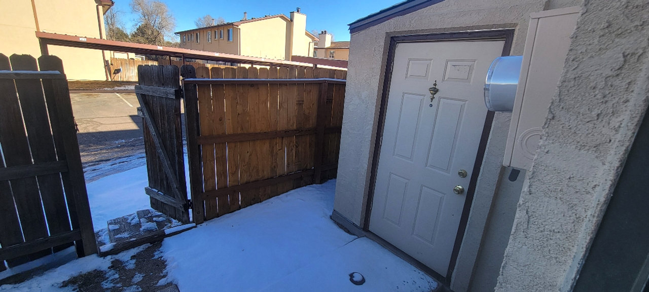 3039 Starlight Cir - Photo 4 of 5