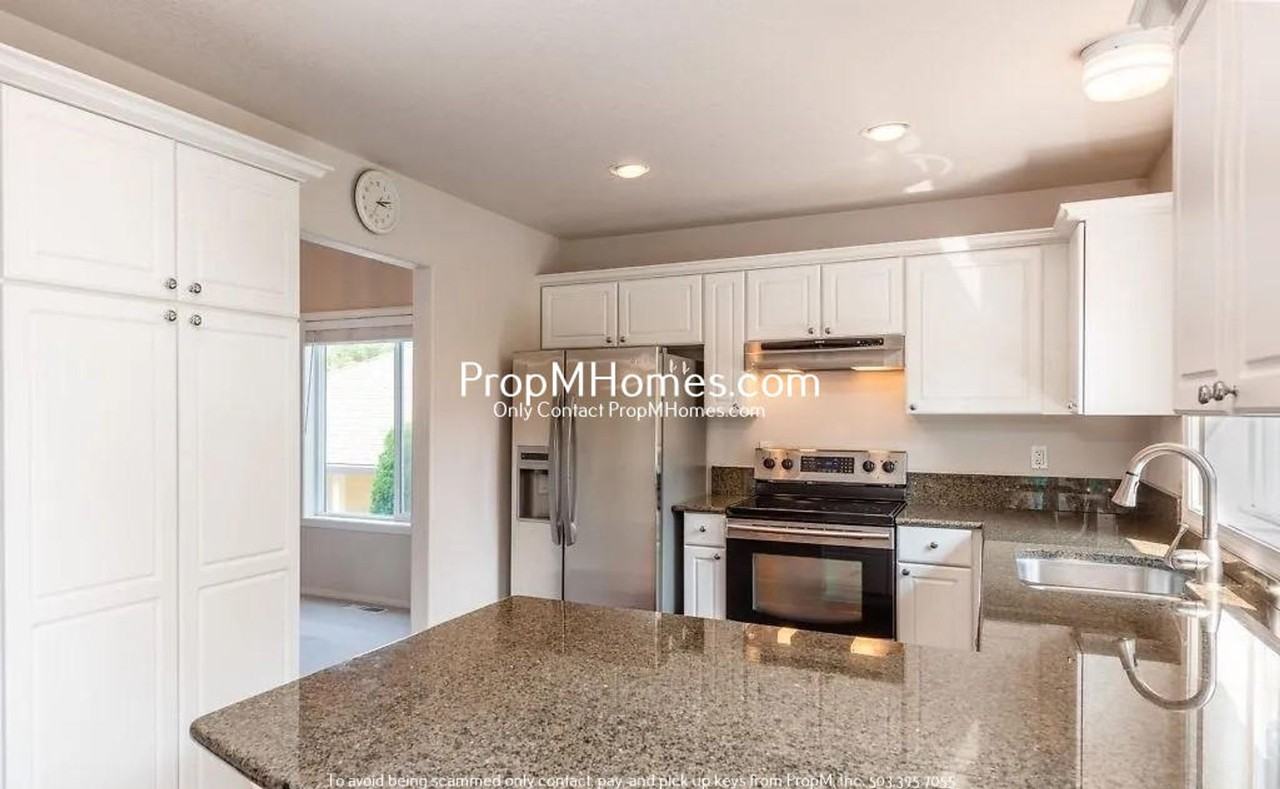 18396 Sw Colfelt Ln - Photo 7 of 24