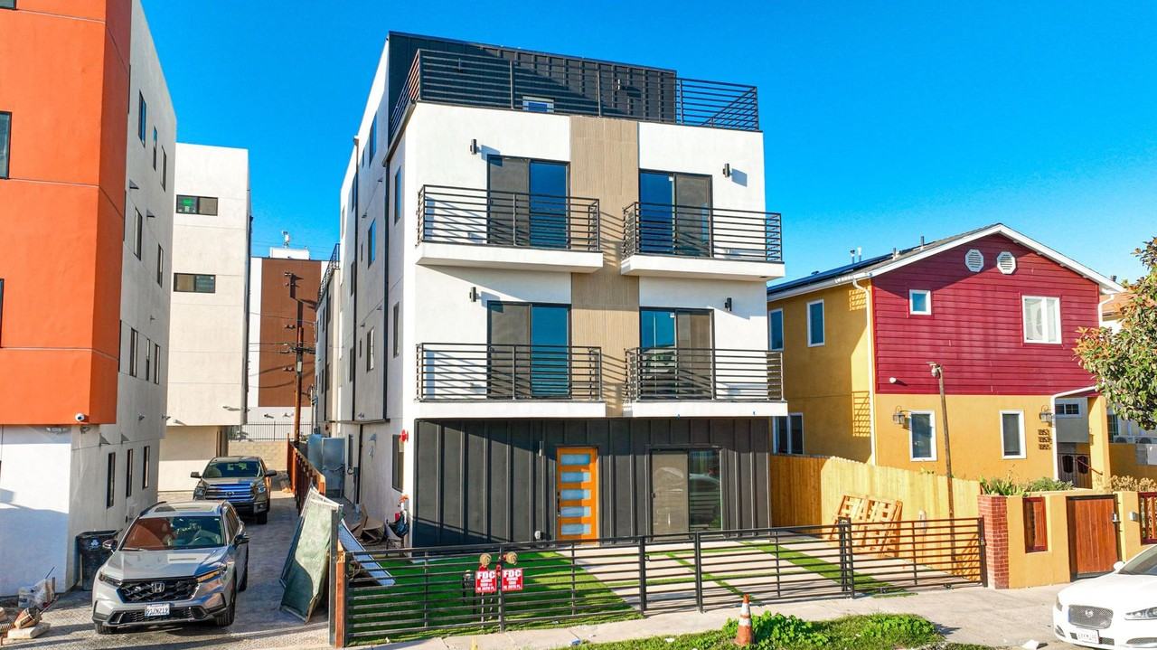 Trojan Terrace - Photo 5 of 50