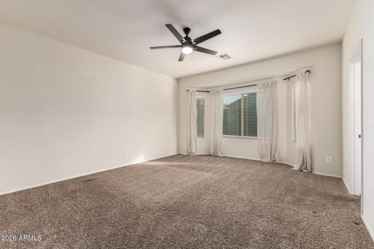 5809 W Euclid Ave - Photo 5 of 13