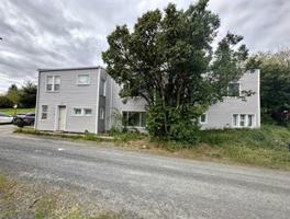 featured image of 226 N Line St