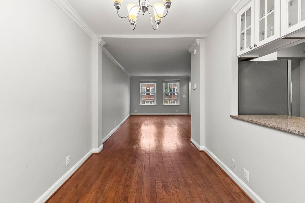 3191 S Stafford St - Photo 4 of 16