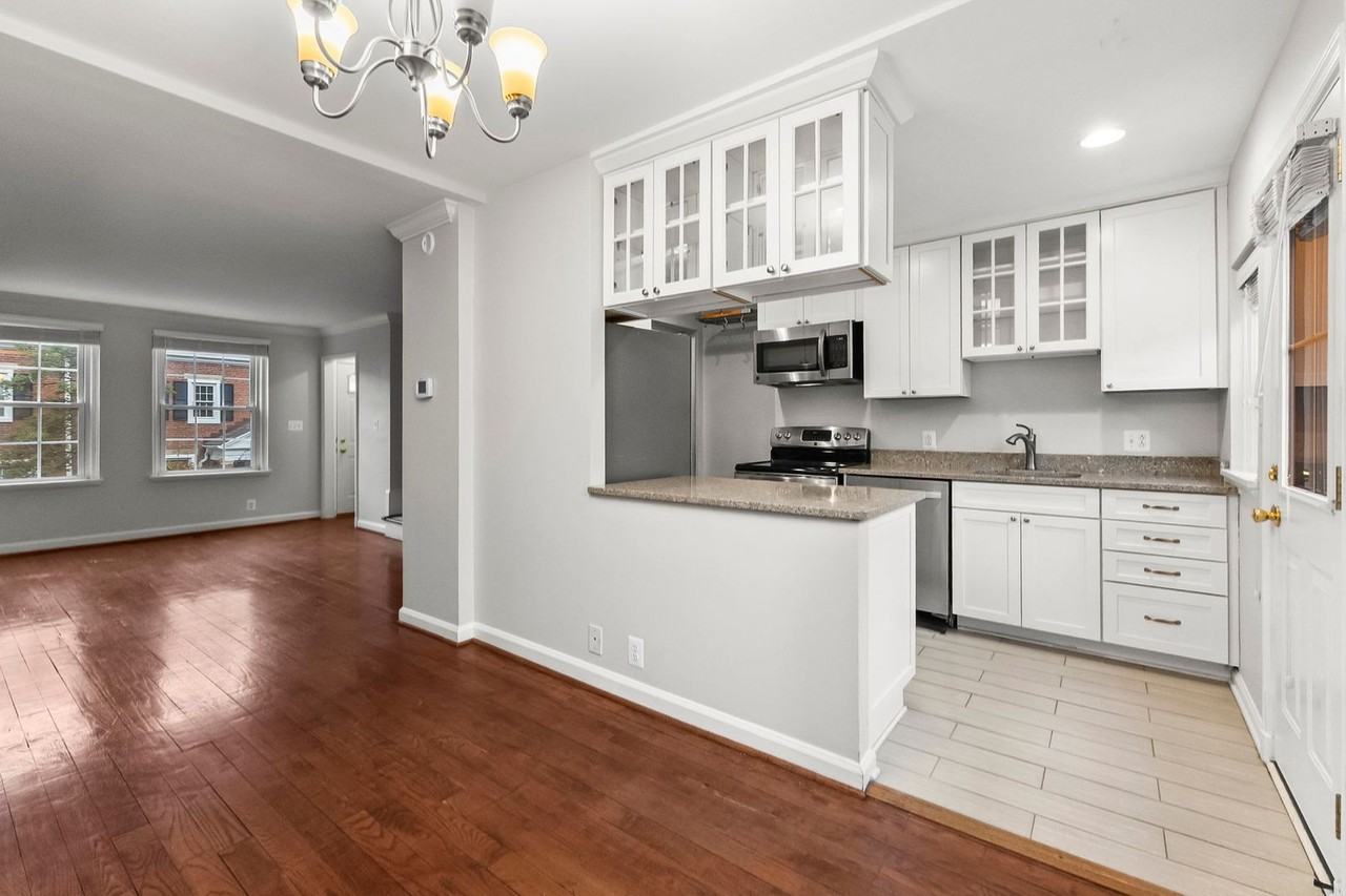 3191 S Stafford St - Photo 5 of 16