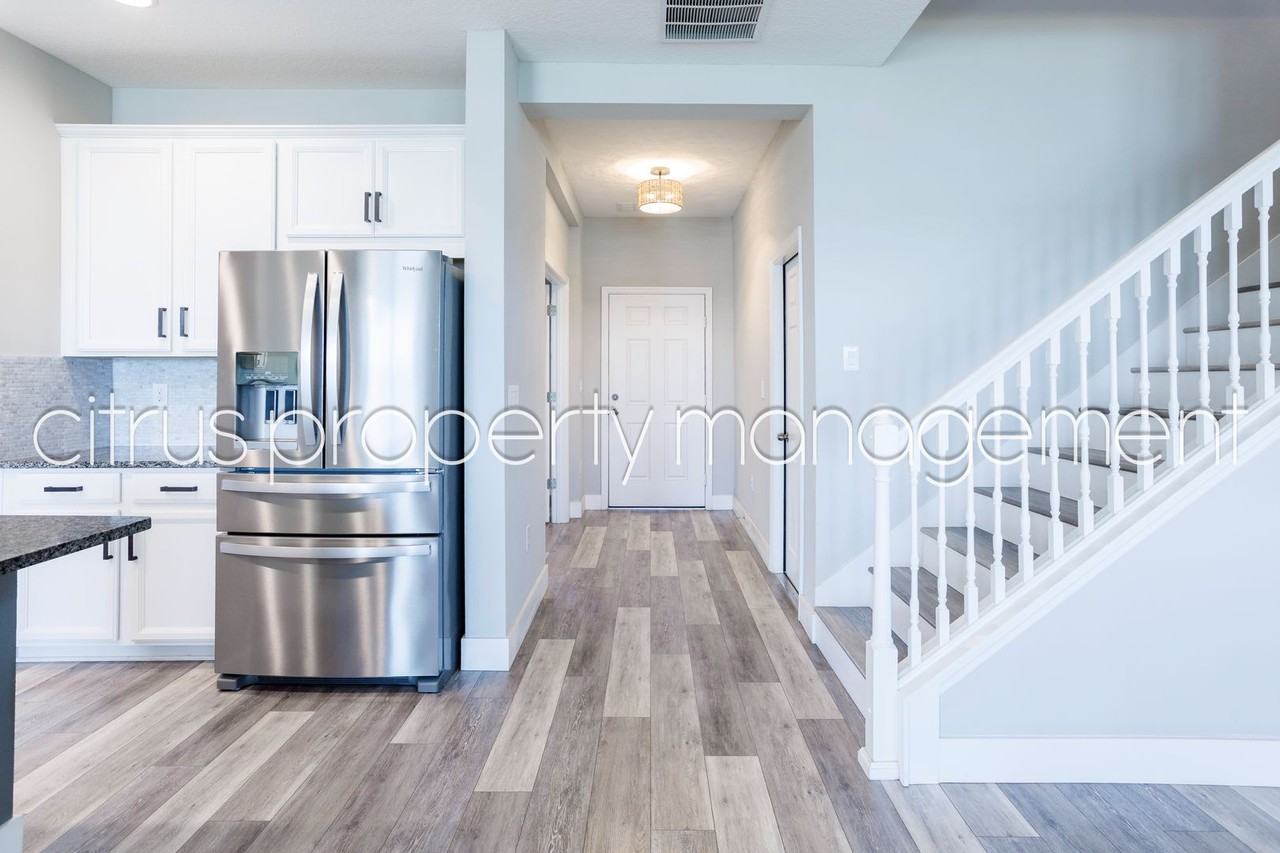 403 Blue Cypress Dr - Photo 6 of 43