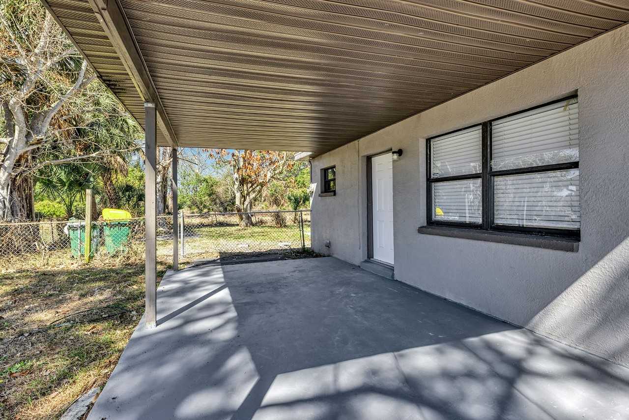 3908 Magnolia Ct - Photo 3 of 27