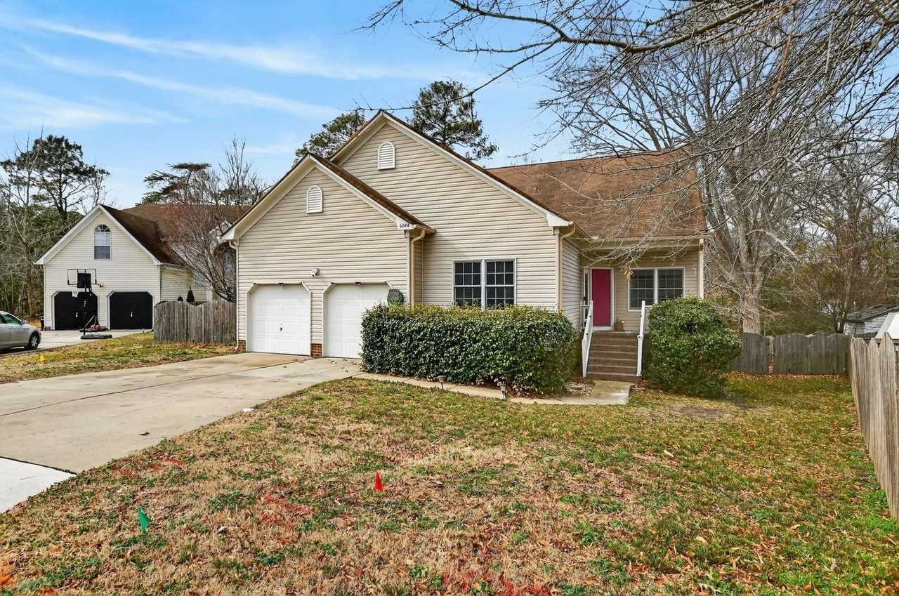 6044 Steeplechase Ln - Photo 2 of 26