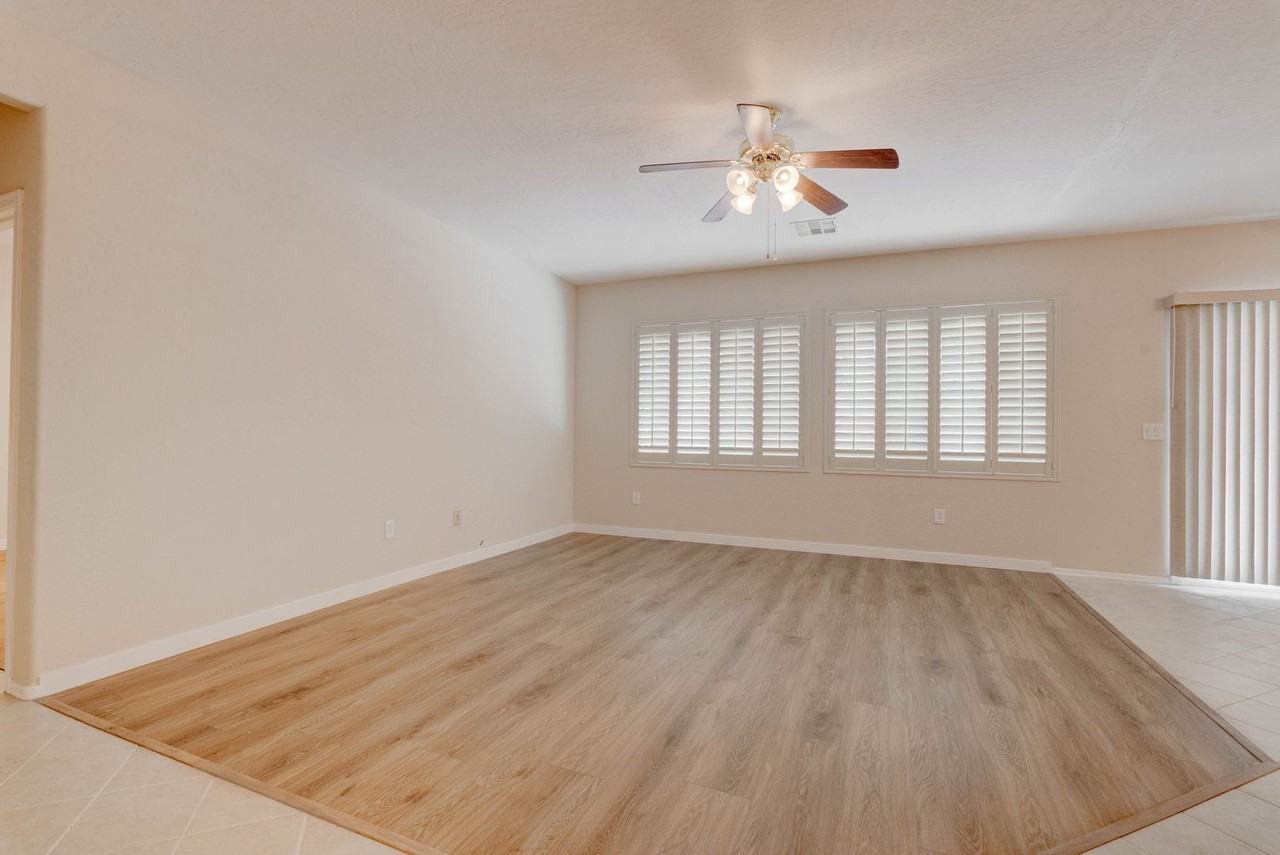 2551 Moonlight Valley Ave - Photo 7 of 35