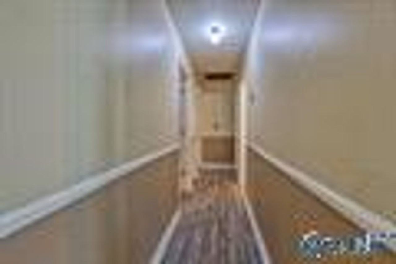 805 Crestview Dr - Photo 6 of 11