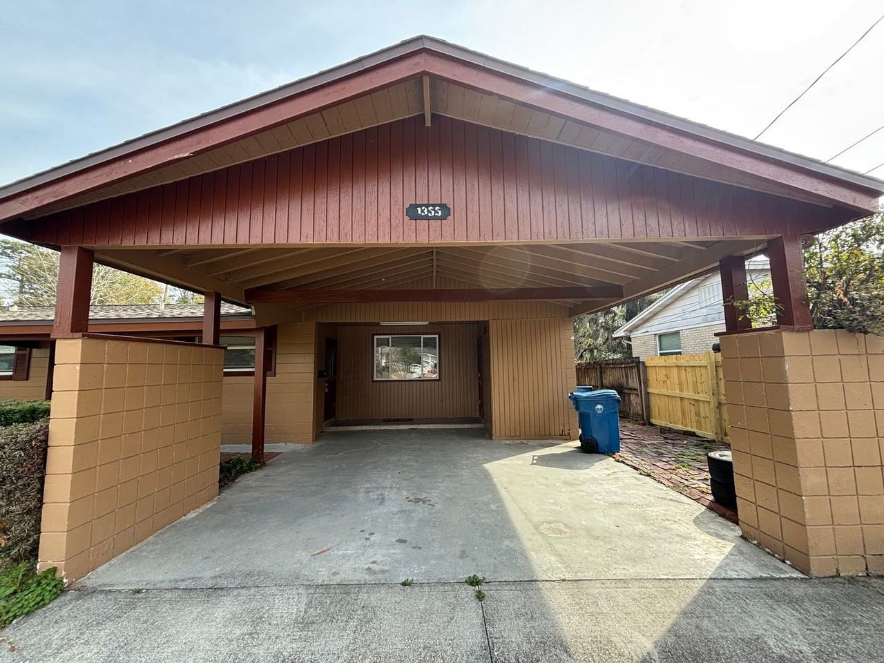 1355 Lamanto Ave E - Photo 2 of 27