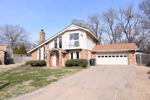 featured image of 3301 Erin Oaks Ct