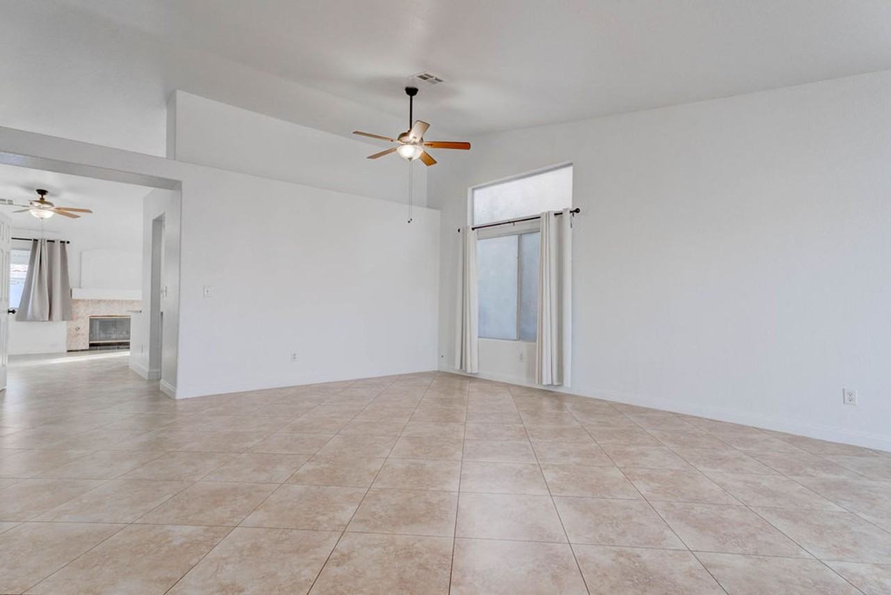 2205 Riderwood Ave - Photo 2 of 50