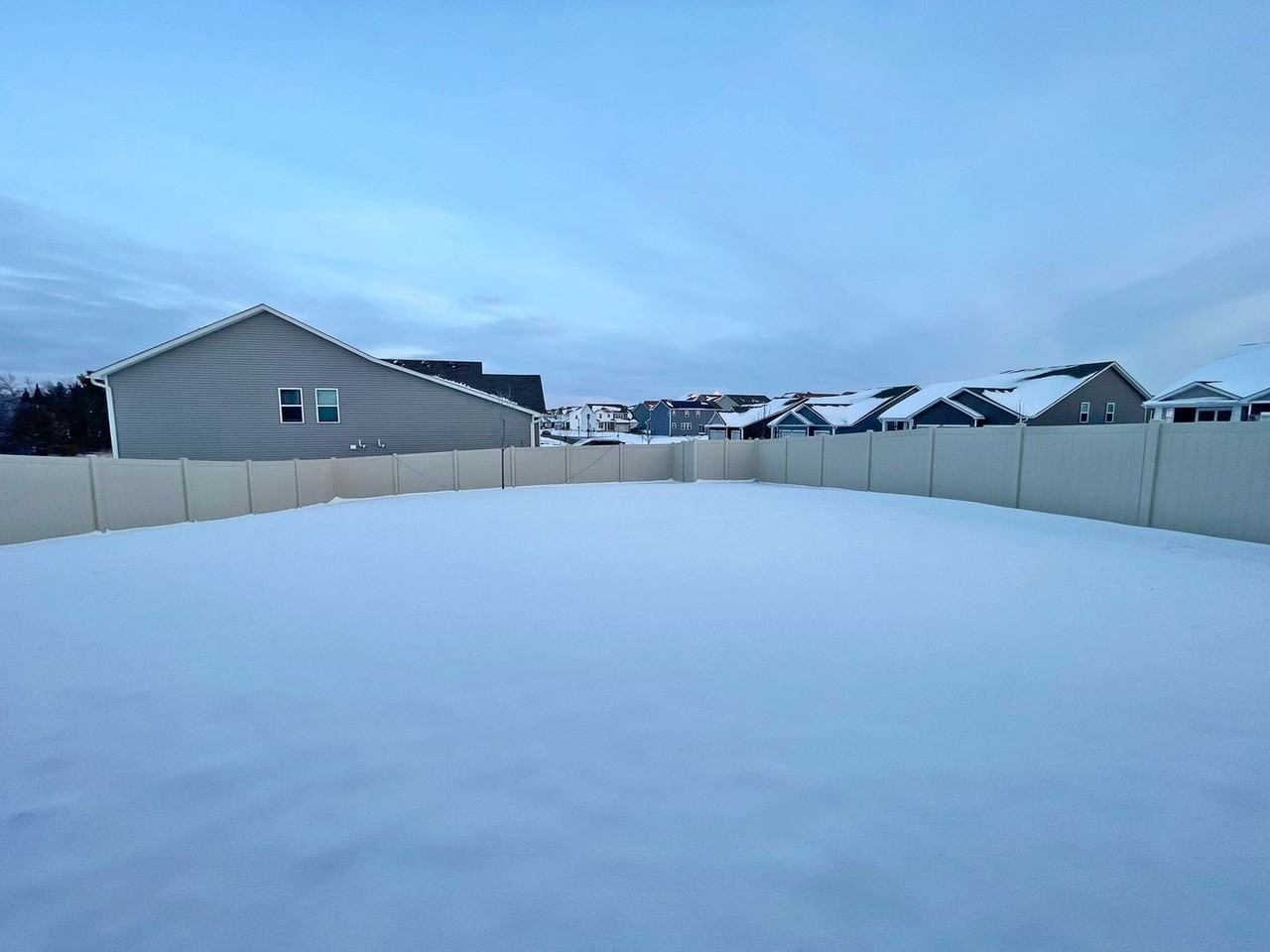 5109 Mustang Dr - Photo 2 of 23