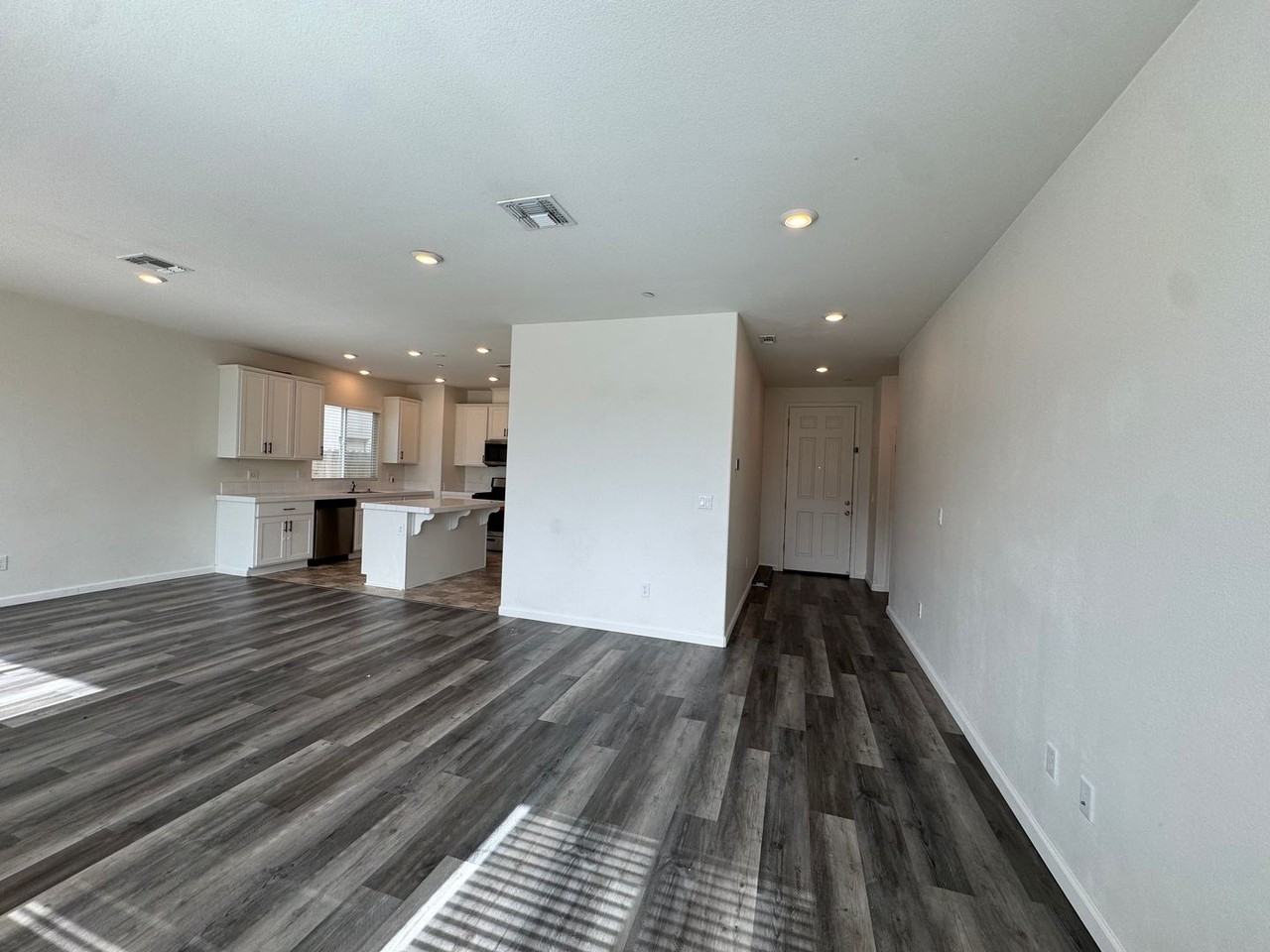 3602 Hawks Peak Dr - Photo 3 of 26