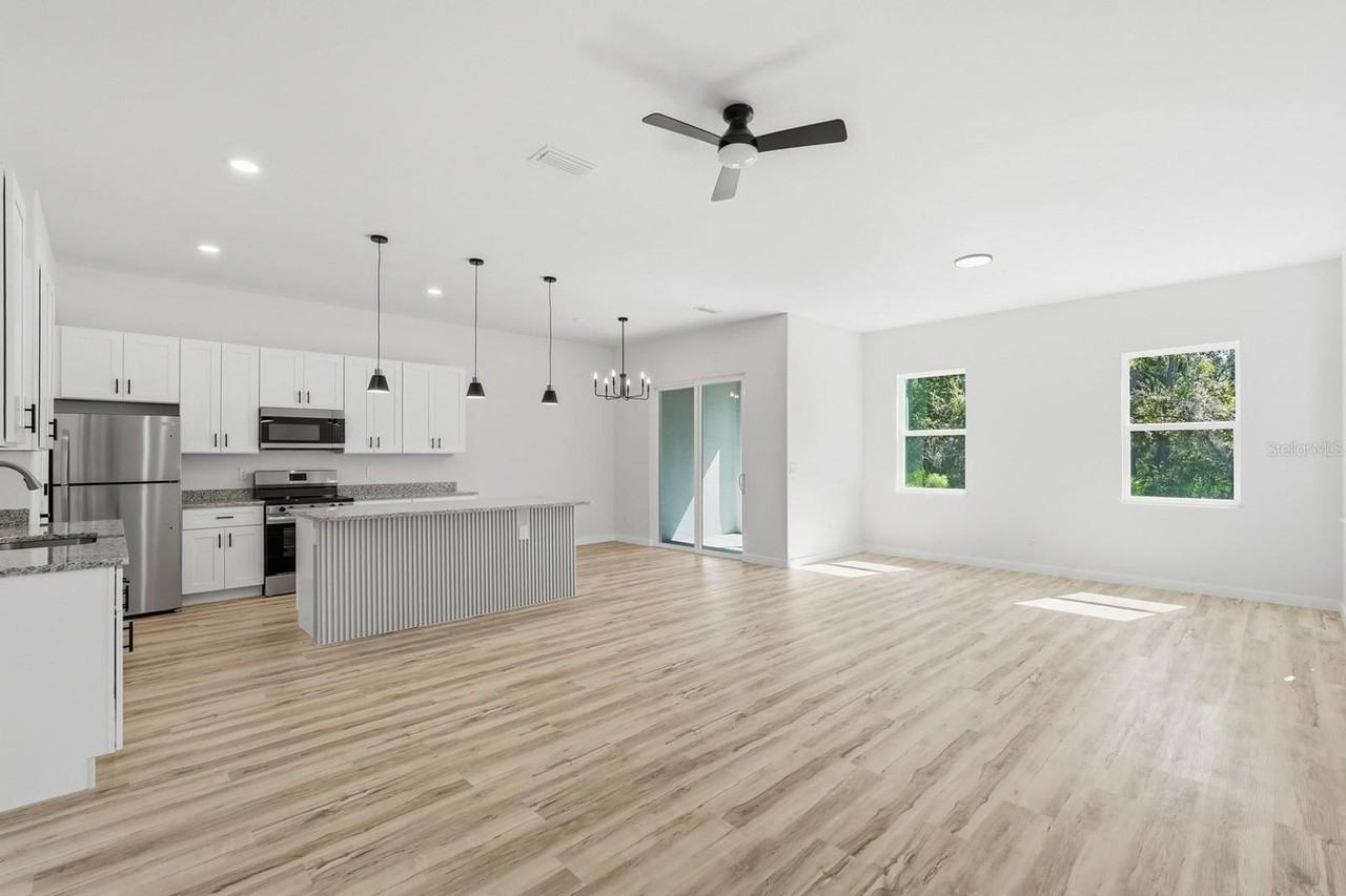 1 Fanshawe Ln ##A - Photo 4 of 17