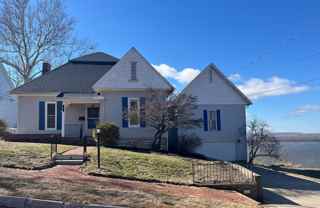 607 Summit St - Photo 1 of 1