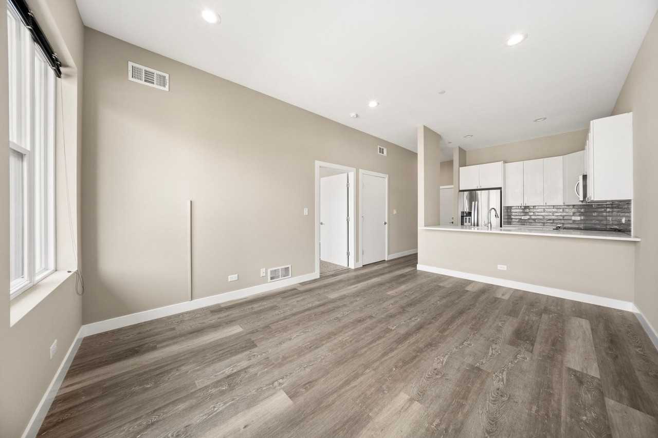 3708 Grand Blvd - Photo 6 of 13