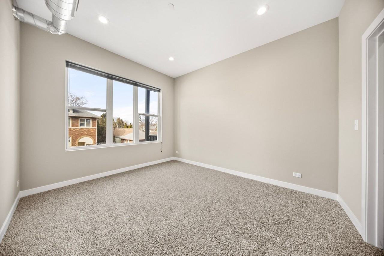 3708 Grand Blvd - Photo 7 of 13