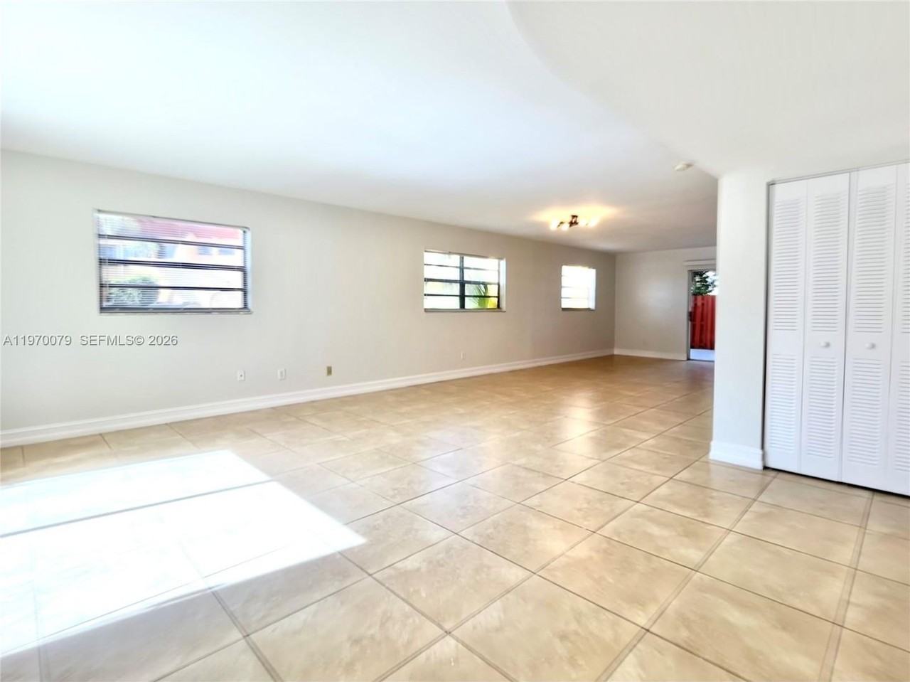 13725 Sw 84th St - Photo 3 of 18