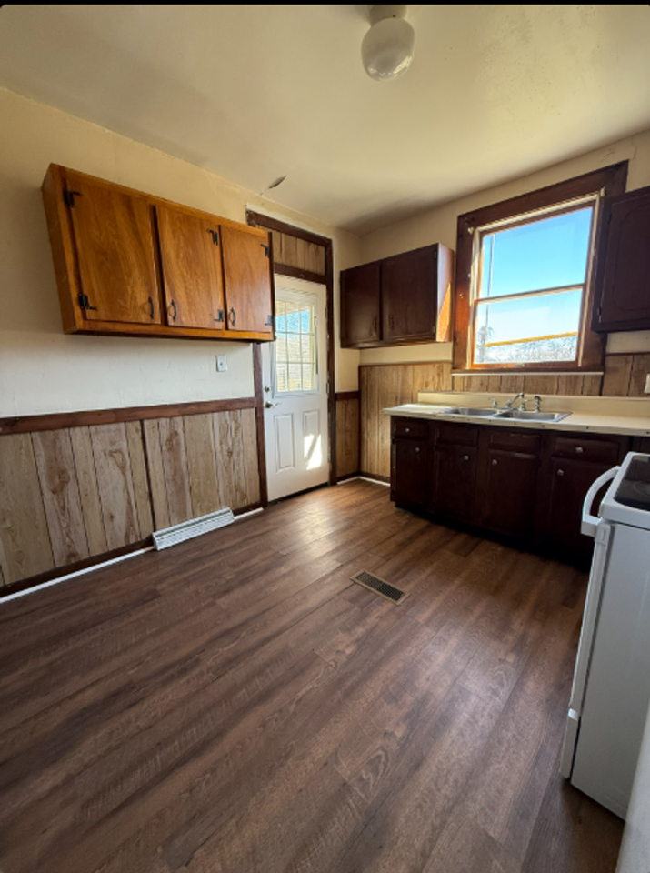 15 3rd St - Photo 7 of 16