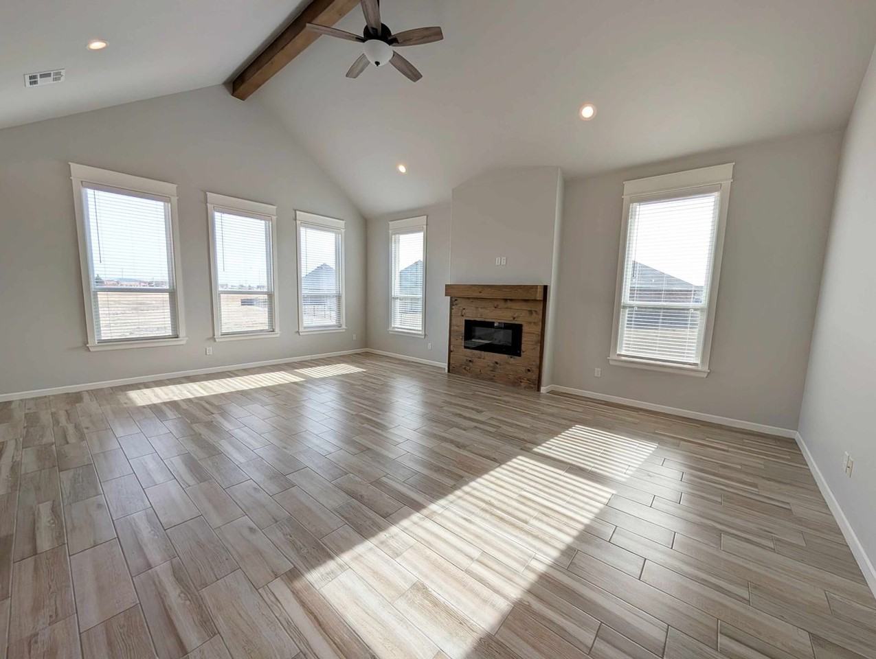 205 Sw 166th St - Photo 2 of 23