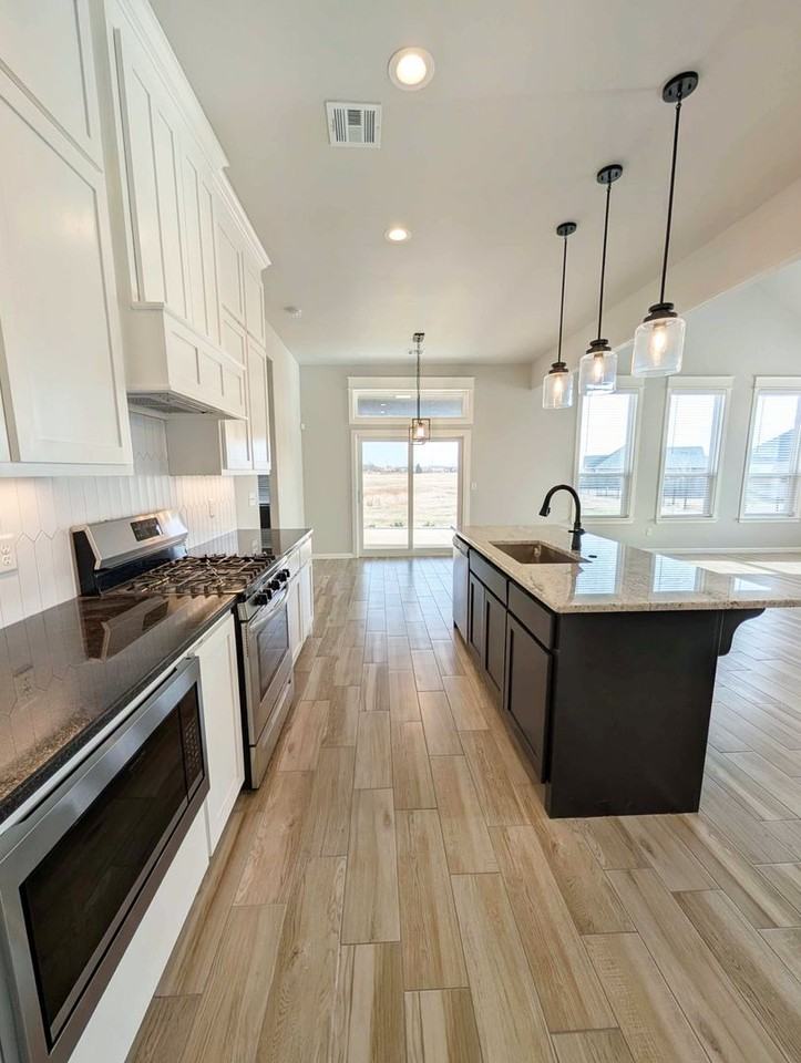 205 Sw 166th St - Photo 7 of 23