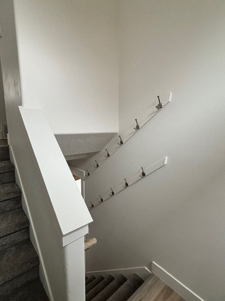 741 S 1420 W - Photo 3 of 33