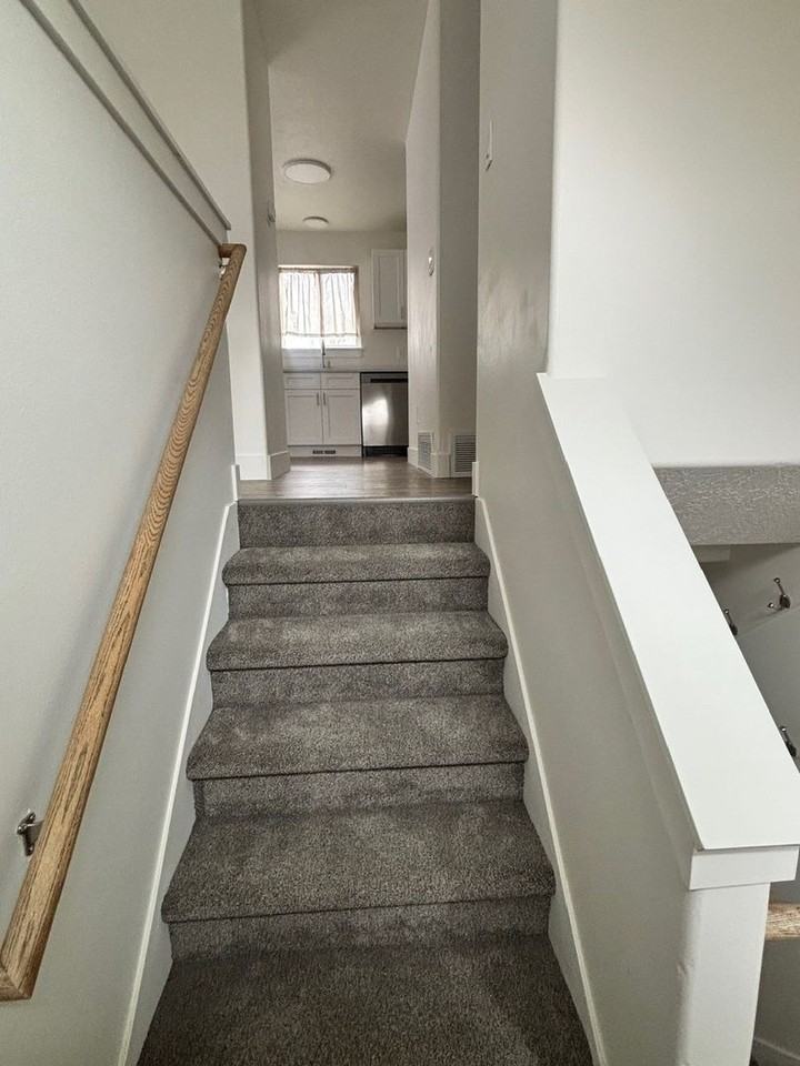 741 S 1420 W - Photo 2 of 33