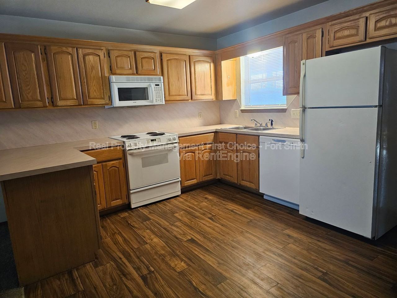 2209 Fayetteville Rd #27 - Photo 3 of 17