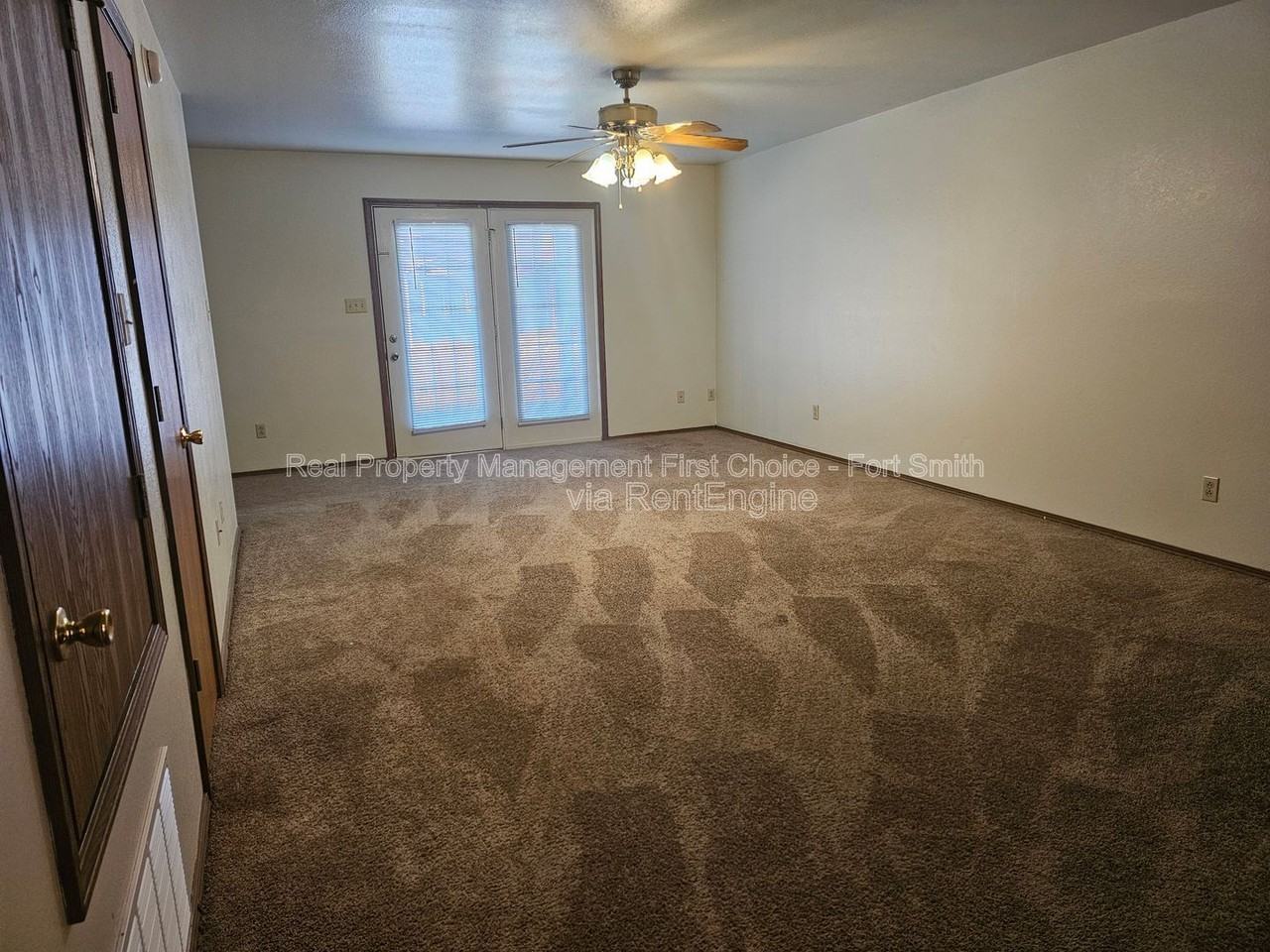 2209 Fayetteville Rd #27 - Photo 4 of 17